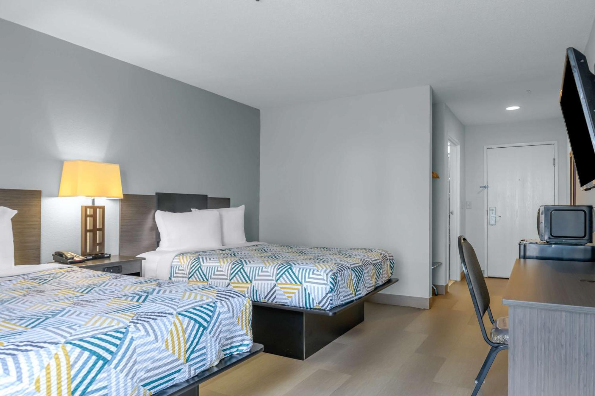Econo Inn&suites