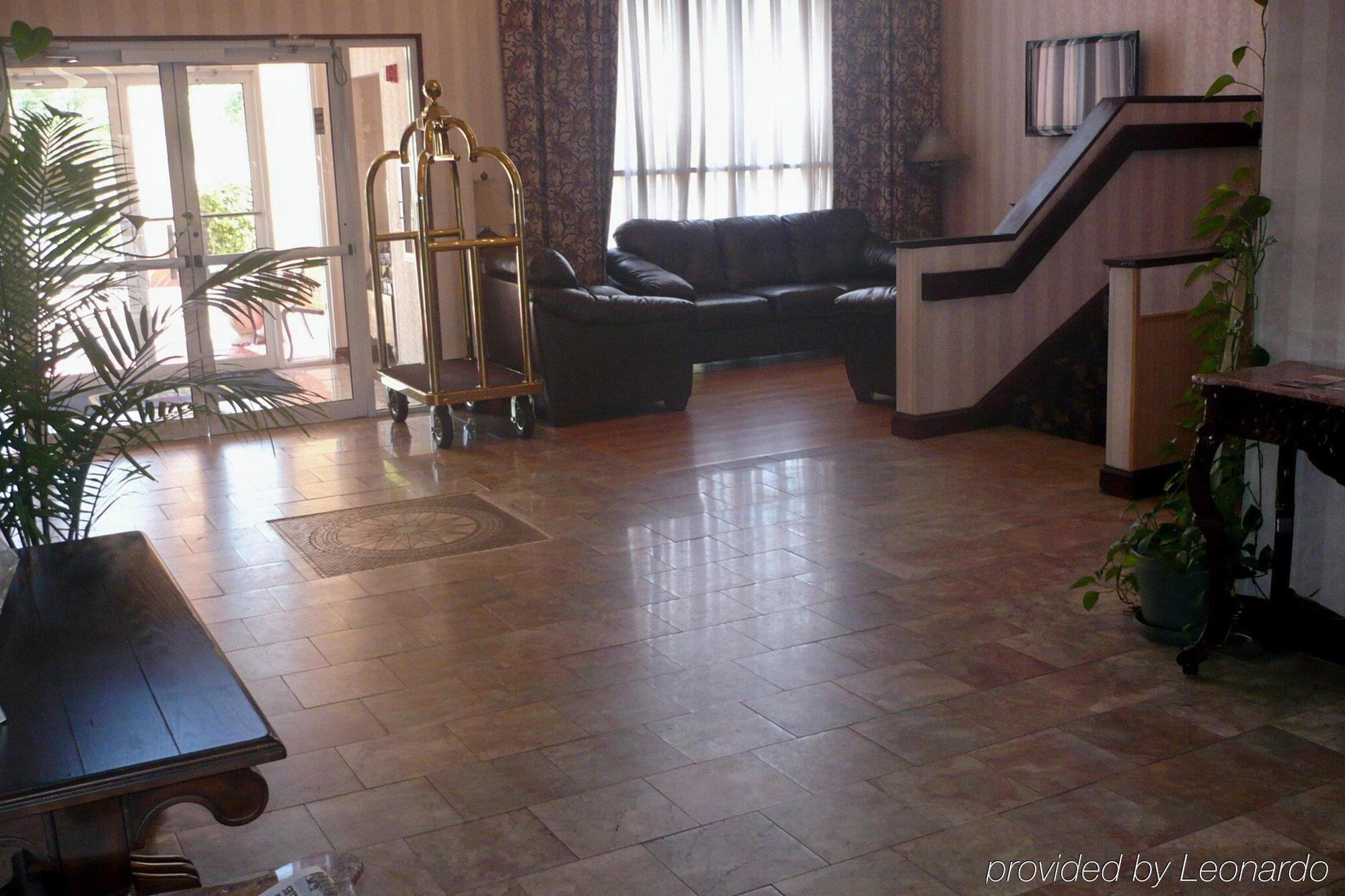 Econo Inn&suites